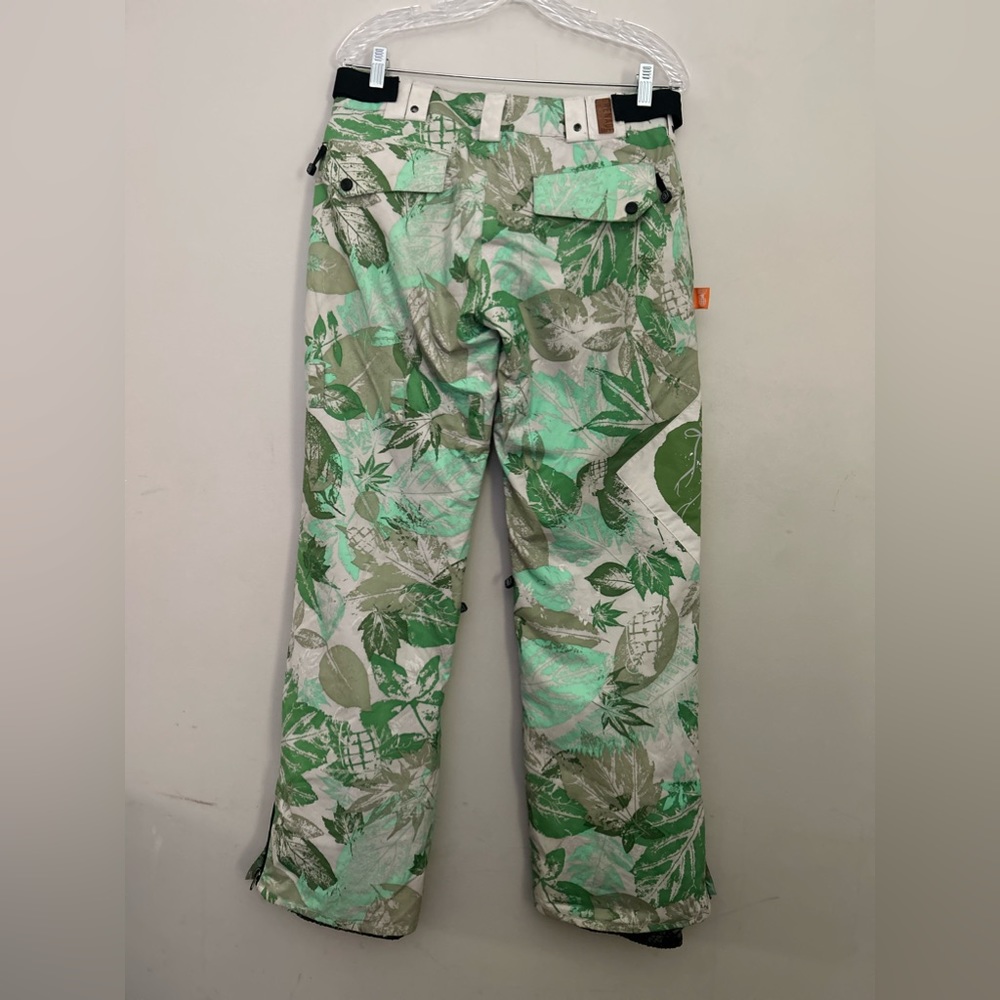 Grenade Insulated Ski Pants Winter Snow Waterproof Cargo Pocket Size Small - Picture 2 of 4